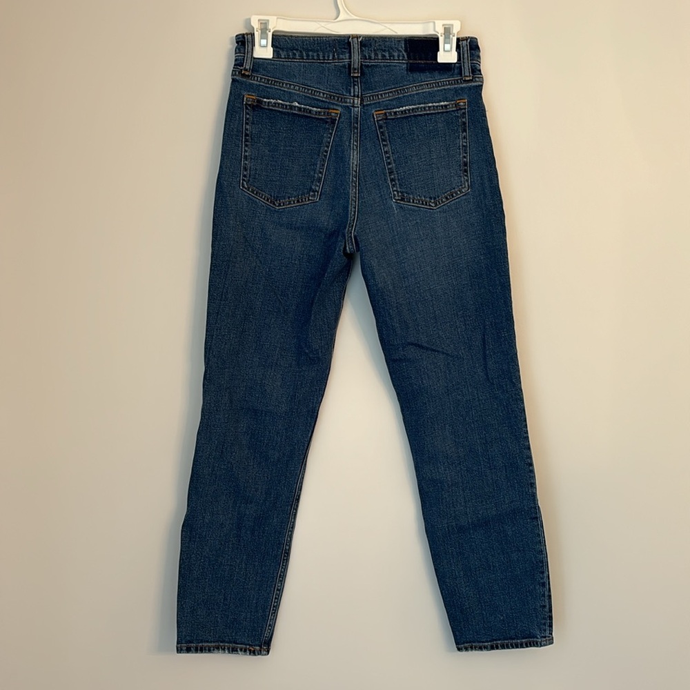 Abercrombie High Rise Mom Jeans Dark Wash Distressed Size 26 - Picture 5 of 6